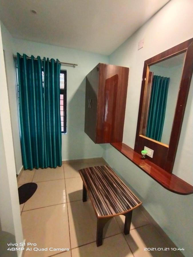 Shree Manjushree Residency Hotel Udupi Bagian luar foto