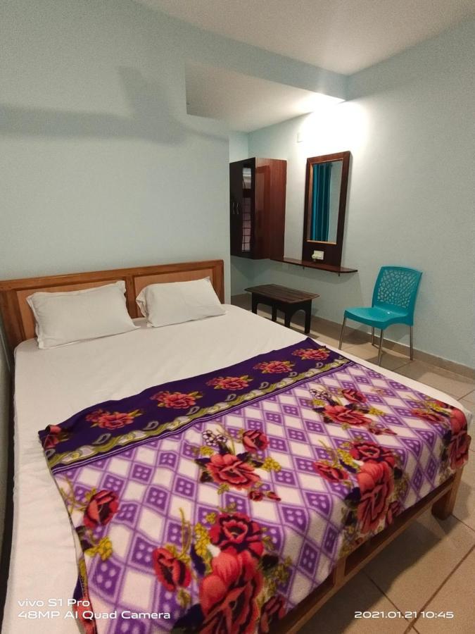 Shree Manjushree Residency Hotel Udupi Bagian luar foto