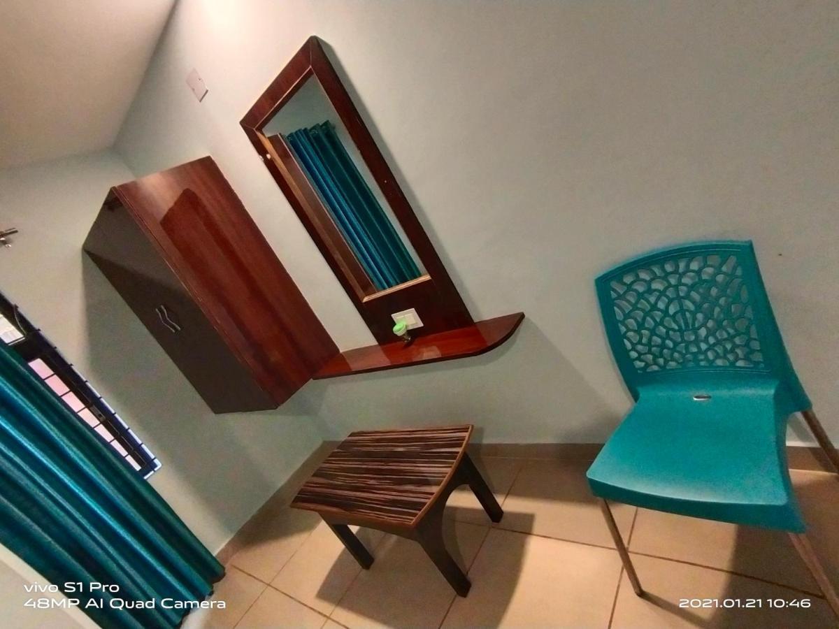 Shree Manjushree Residency Hotel Udupi Bagian luar foto